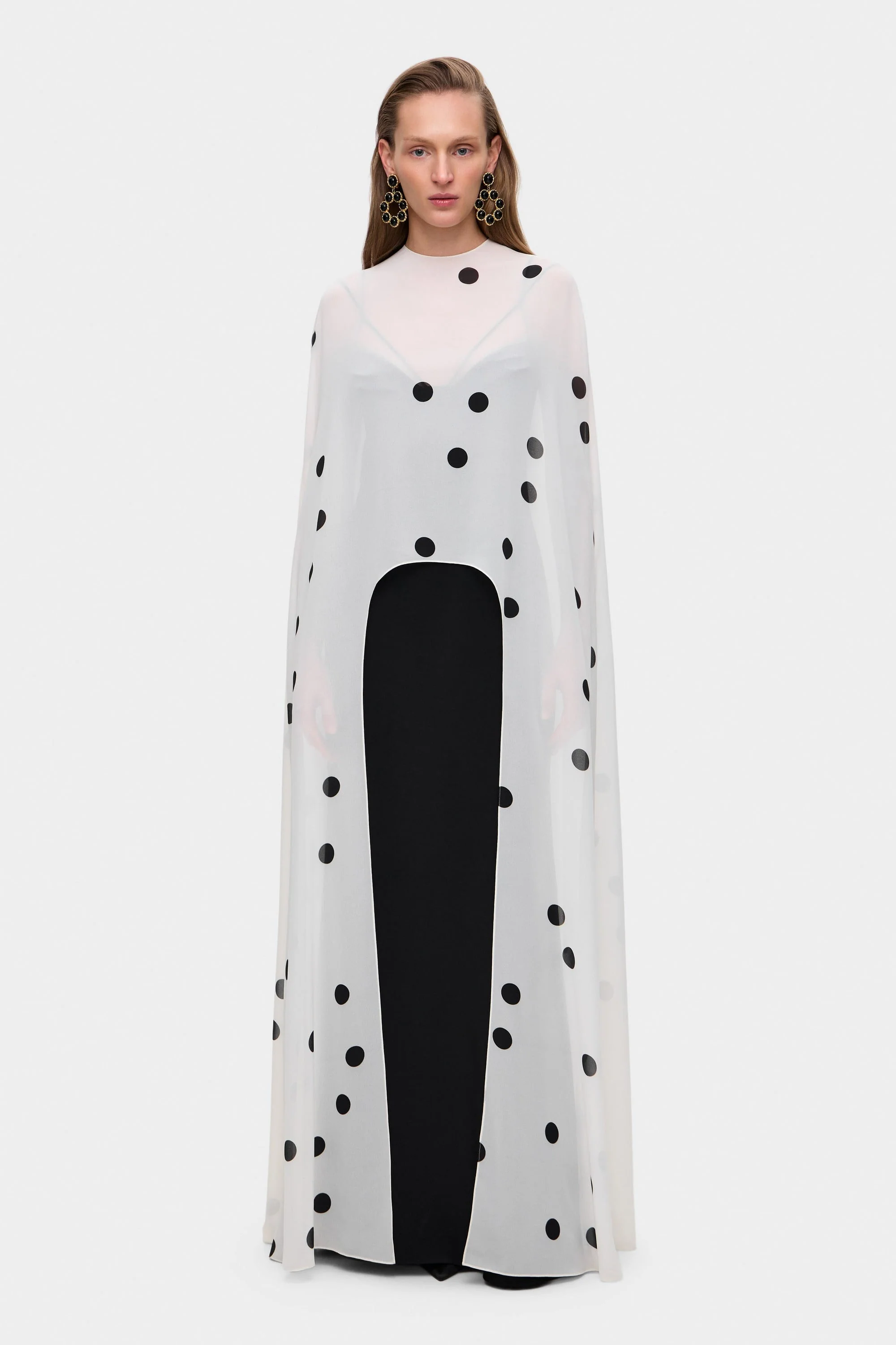 Antonia cape - Image 4